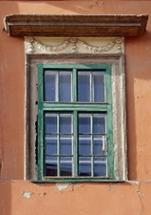 Esztergom Central Екстериор снимка